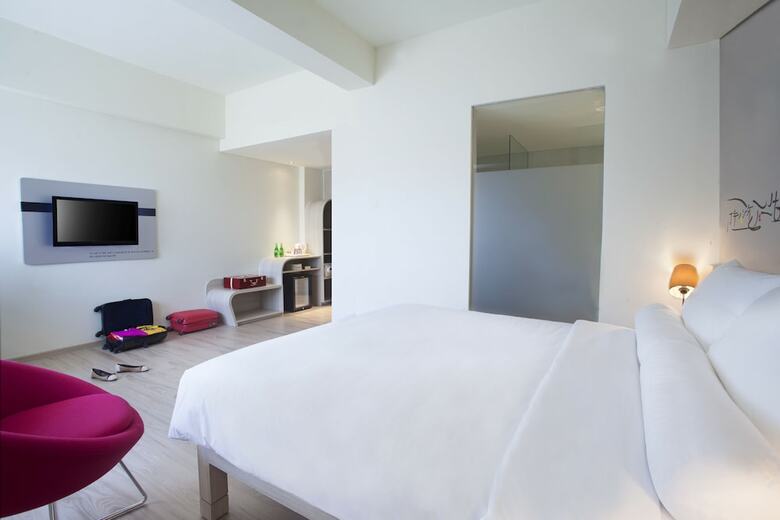 Ibis Styles Jakarta Gajah Mada Hotel