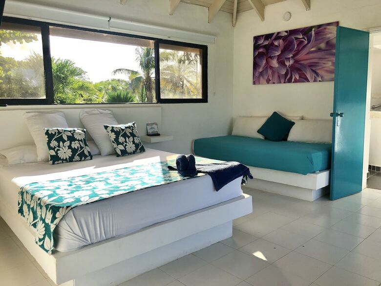 Hostal Hotel Casa de Las Flores