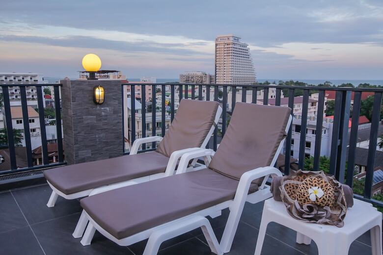 Baan Nilrath Hotel