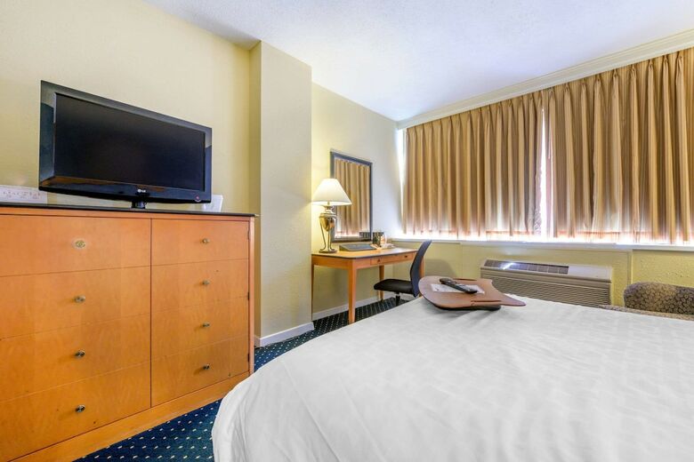 Clarion Hotel Lebanon-hershey East