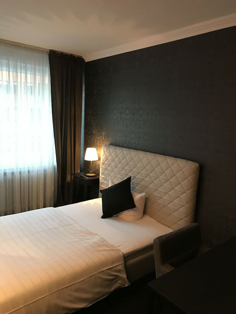 Das Sch�fers Hotel