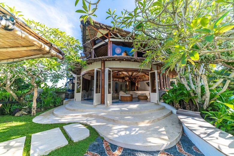 Sejuk Beach Villas