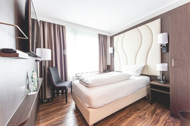 Plaza Hotel F�hr Am Bodensee