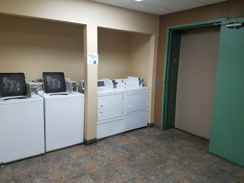 Hotel Fairbridge Inn & Suites