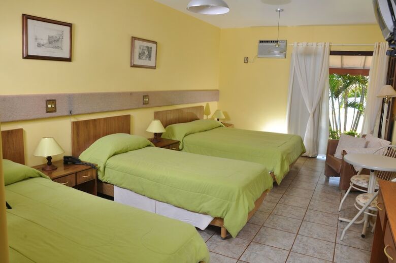 Hotel Pen�nsula Internacional