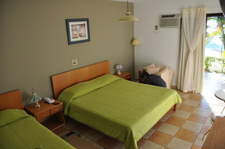 Hotel Pen�nsula Internacional