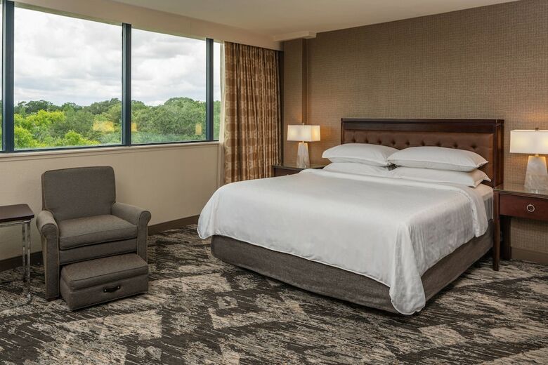 Sheraton Tampa Brandon Hotel