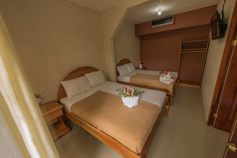 Hostal Hostel Backpackers La Fortuna