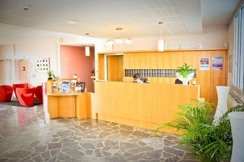 Hotel Carr� Py' H�tel