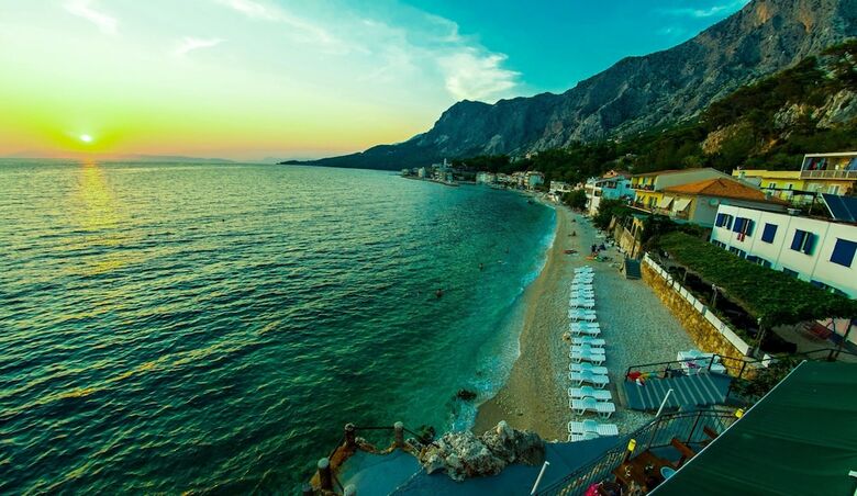 Beach Hotel