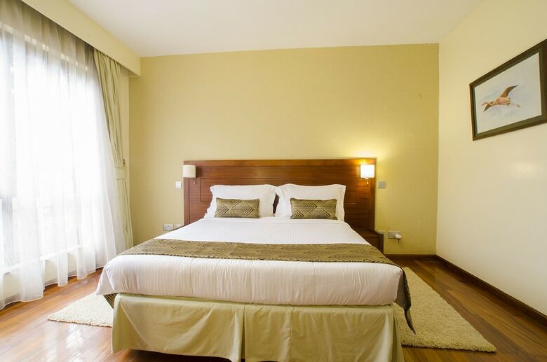 Waridi Paradise Hotel & Suites