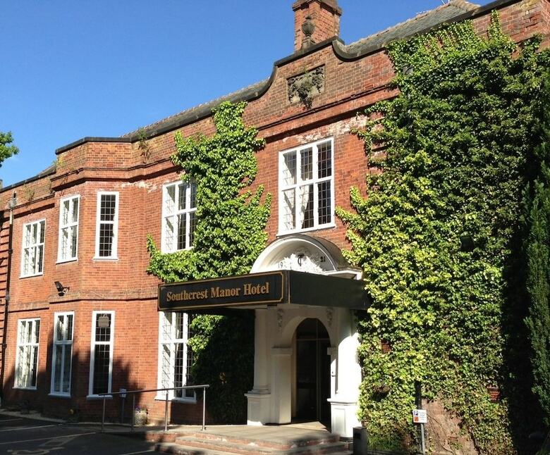 The Southcrest Manor Hotel