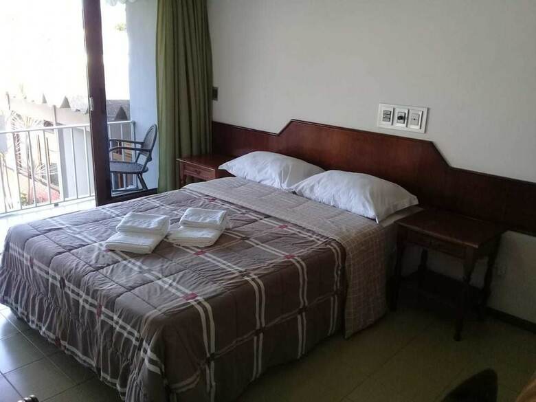 Hotel Pi�arras