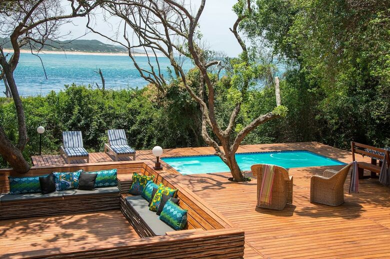 Posada Machangulo Beach Lodge