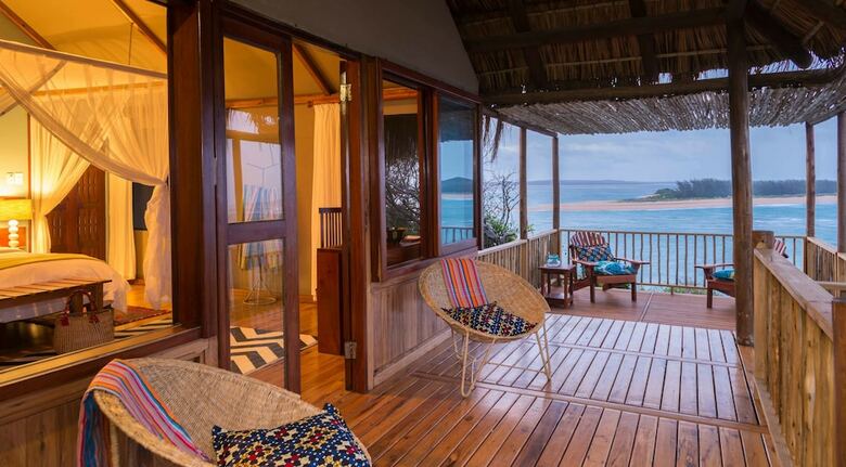Posada Machangulo Beach Lodge