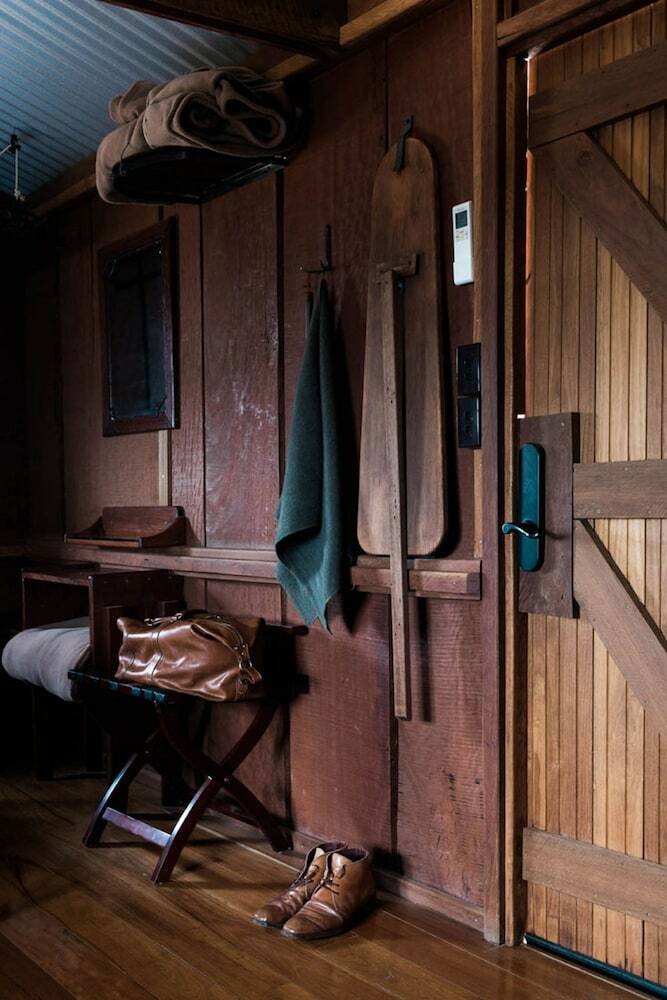 Posada Saltbush Retreat