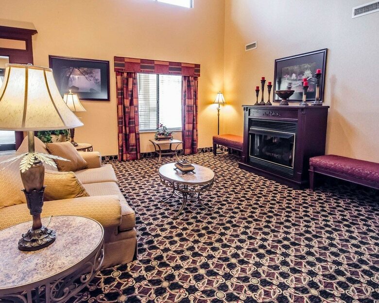 Hotel Comfort Suites Prestonsburg West