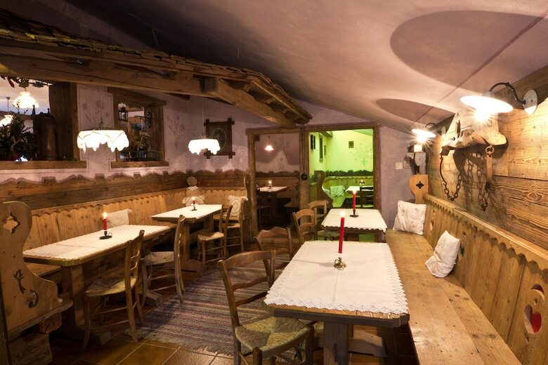 Pineta Pastry Hotel