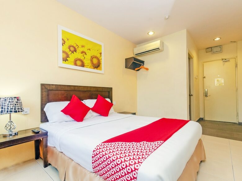 Oyo 884 Sun Flower Express Hotel