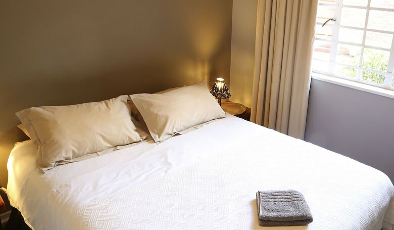 Bed & Breakfast Sunbird Guest House