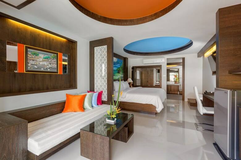 Hotel Naina Resort & Spa