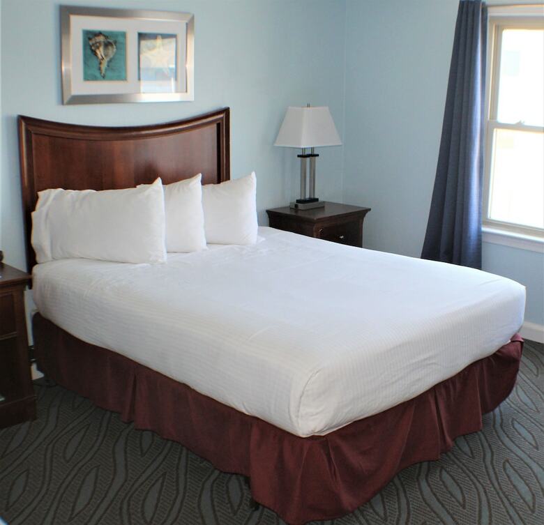 Beach Plaza Hotel