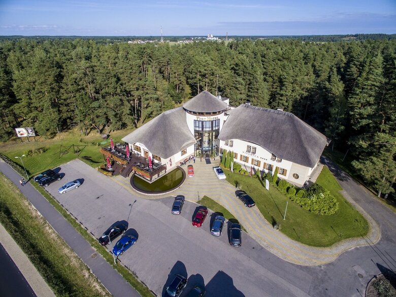 Port Hotel