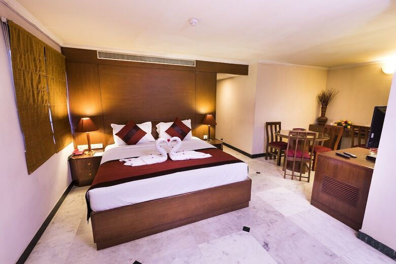 Hotel Grand Residence