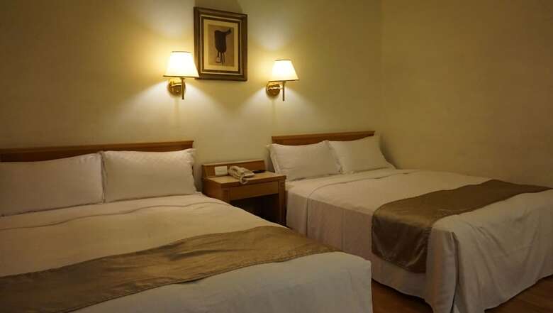 Riverside Hotel