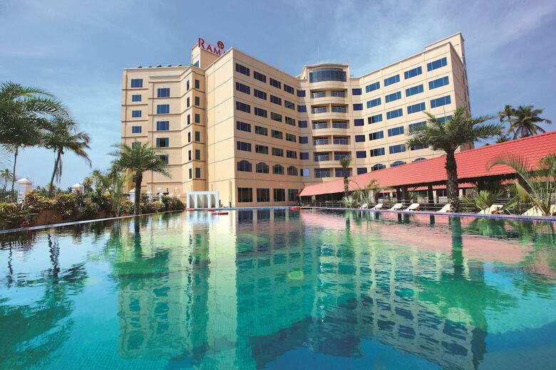 Hotel Ramada By Wyndham Alleppey