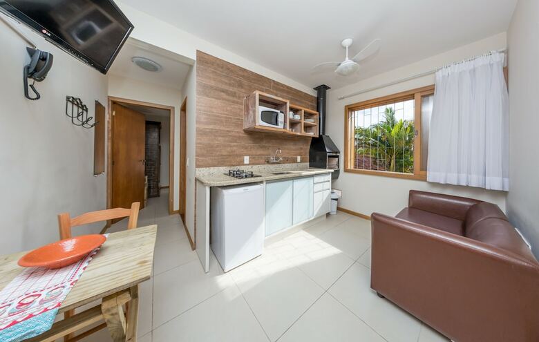 Ang� Jurer� Apart Hotel