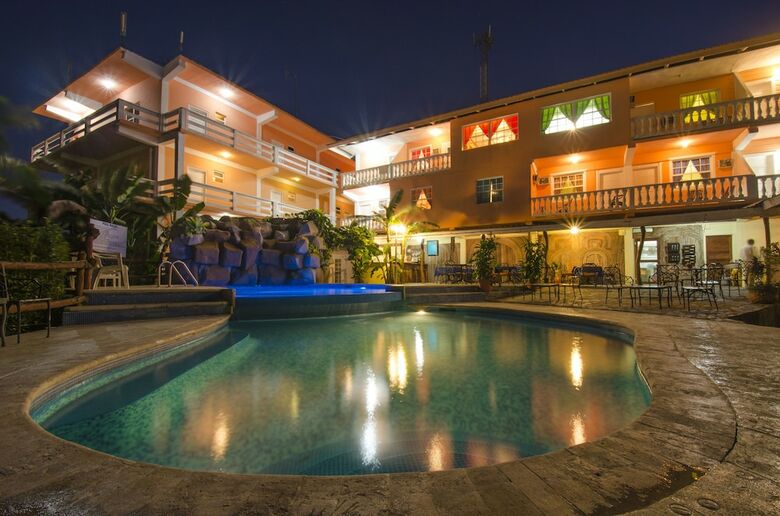 Hotel Cahal Pech Village Resort