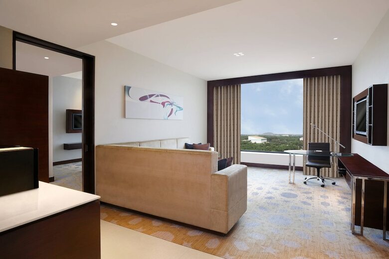 Hotel Courtyard By Marriott Pune Chakan