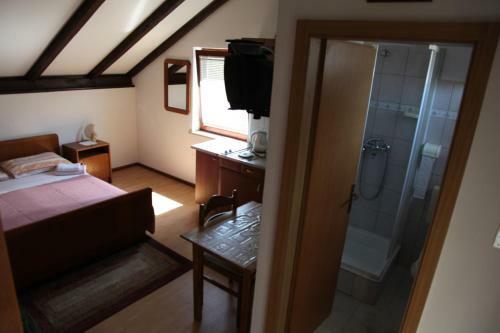 Apartamentos Mara Guest House