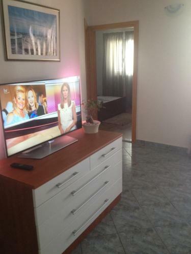 Apartments Tomic