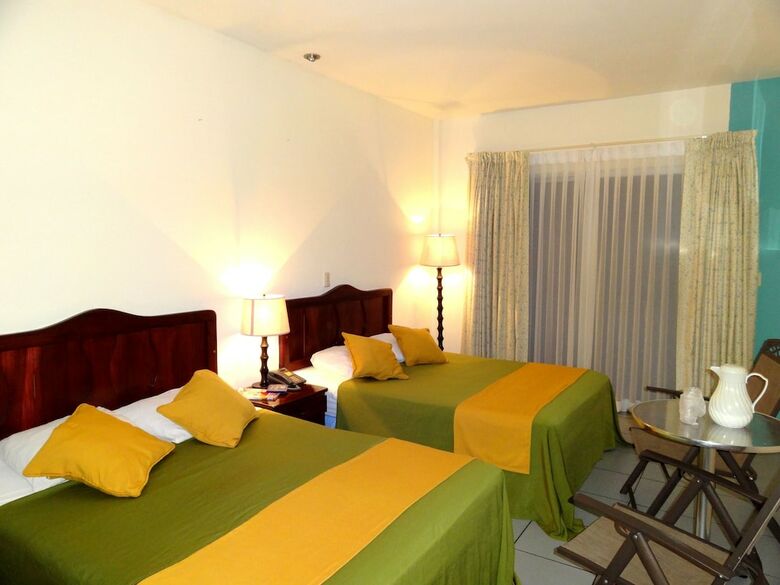 Hotel Costa Azul County Beach
