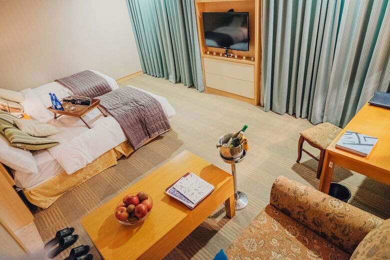Mei The Hotel