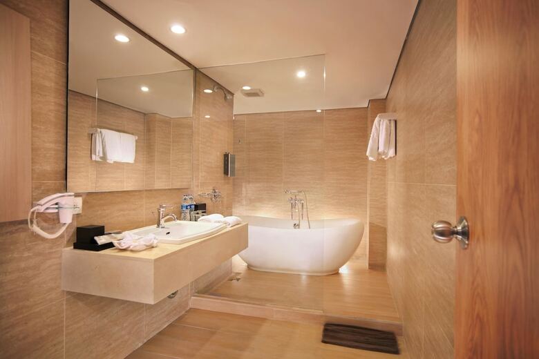 Hotel Harper Kuta By Aston