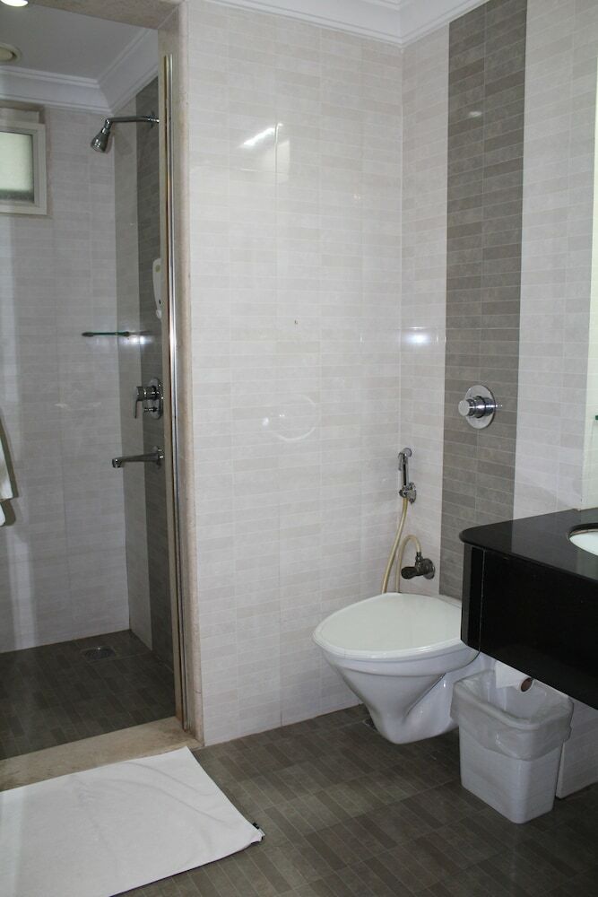 Aparthotel The Lotus - Apartment Hotel, Burkit Road