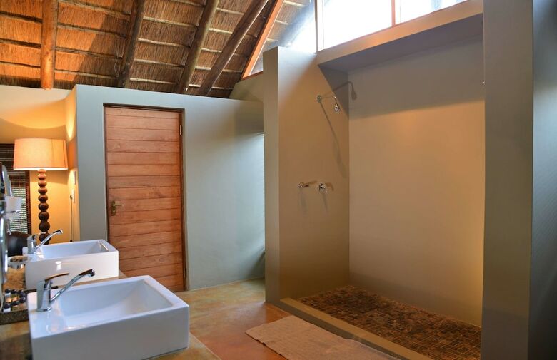 Posada Black Rhino Game Lodge