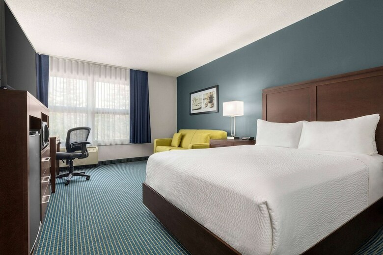 Hotel The Harbourfront Inn