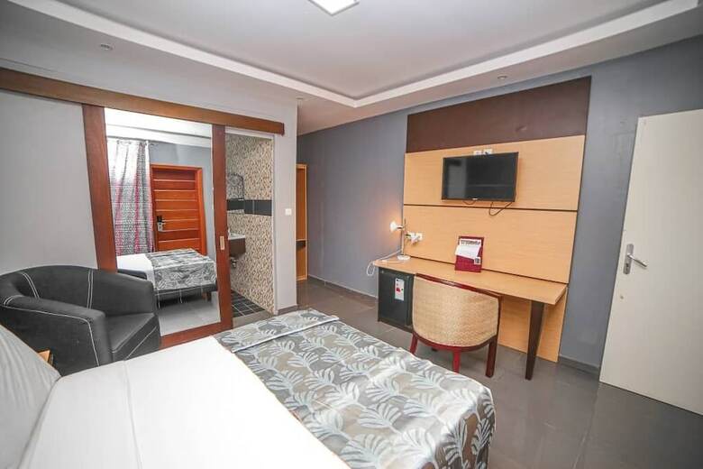 Fini Hotel Bobende
