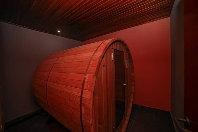 Fini Hotel Bobende