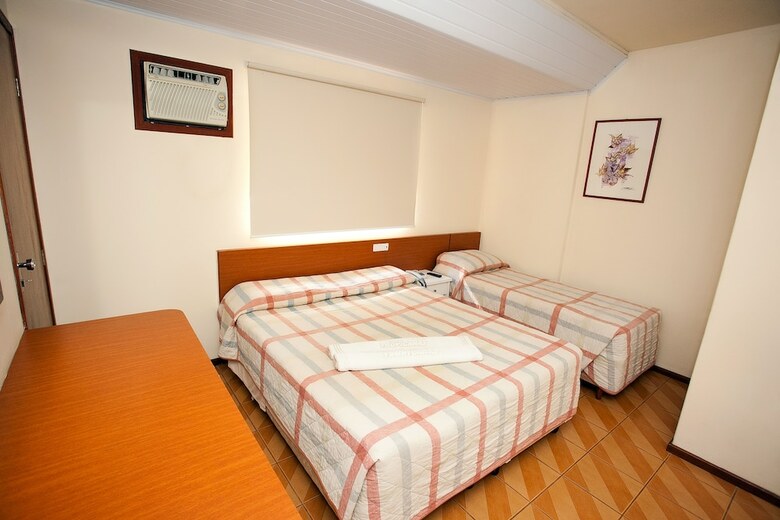 Tropicanas Apart Hotel