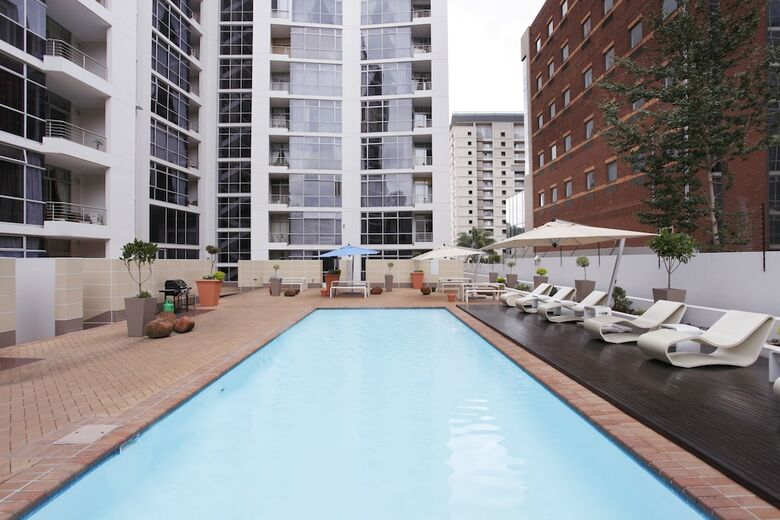 Apartamentos Sandton Executive Suites Hydro Park
