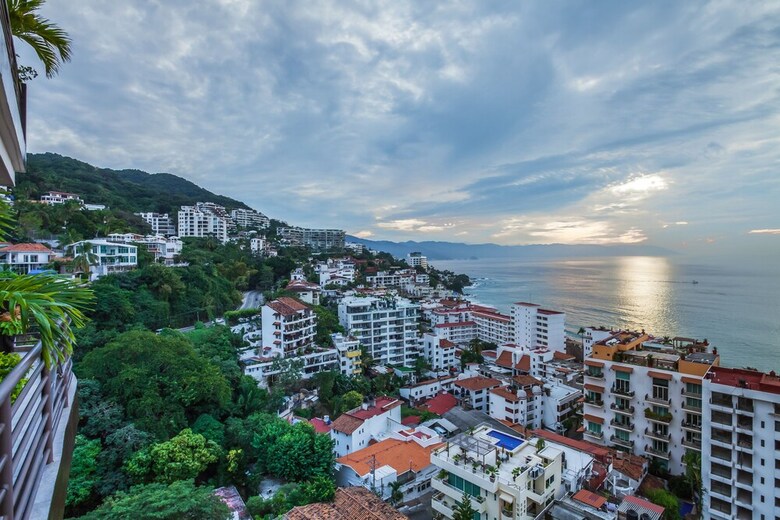 Aparthotel Pinnacle Resorts 180