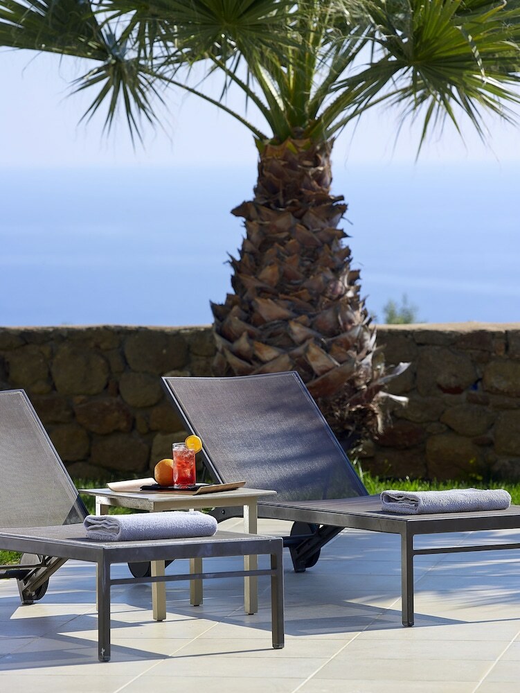 Aparthotel Anaxo Resort