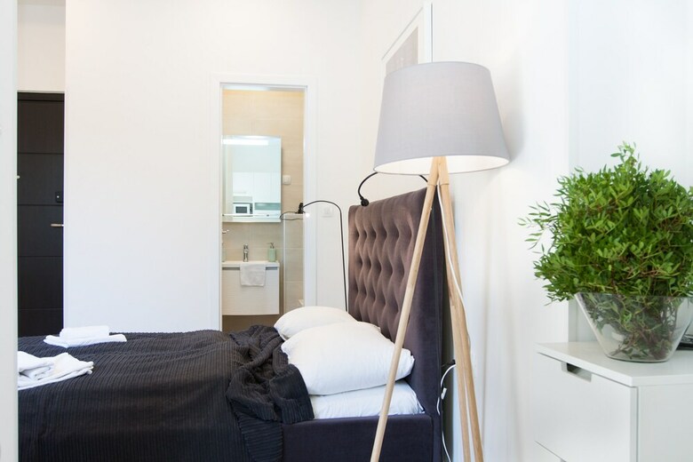 Hotel Central Downtown Apartments By Irundo
