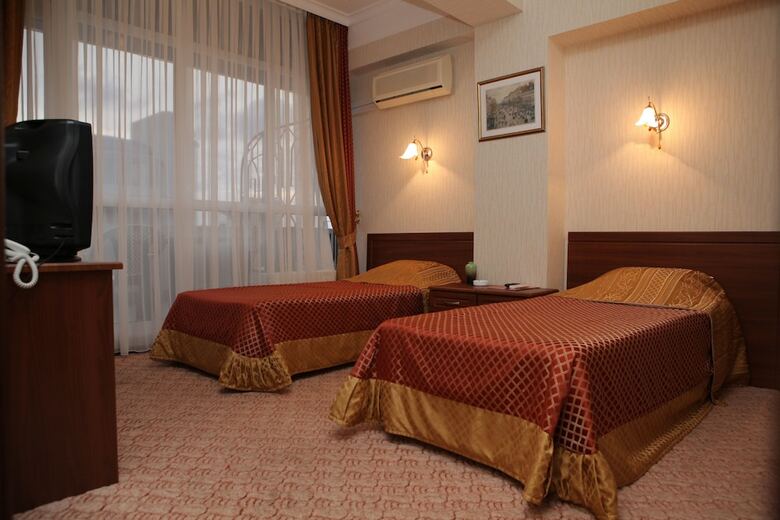 Valentin Hotel