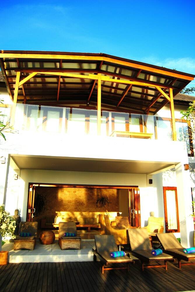 Villa Matahari Terbenam